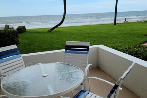 Condo à Ormond Beach, Floride, 2 chambres  № 2125214