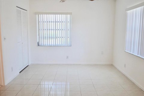 Copropriété à louer à Delray Beach, Floride: 2 chambres, 108.88 m2 № 2261973 - photo 10