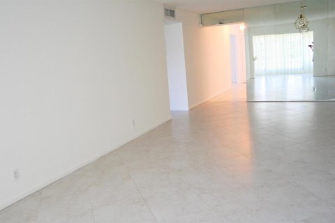 Copropriété à louer à Delray Beach, Floride: 2 chambres, 108.88 m2 № 2261973 - photo 16
