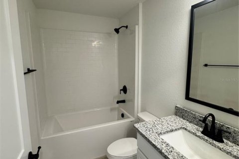 House in North Port, Florida 3 bedrooms, 172.8 sq.m. № 1836887 - photo 8