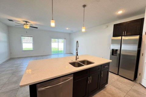 Villa ou maison à louer à Ocala, Floride: 4 chambres, 157.56 m2 № 2402817 - photo 9
