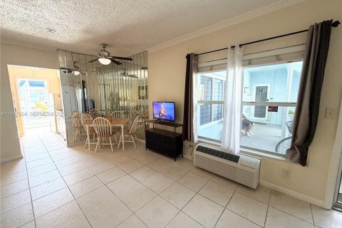 Copropriété à louer à Hollywood, Floride: 1 chambre, 36.98 m2 № 2059247 - photo 7