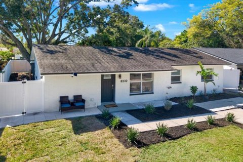 House in Seminole, Florida 3 bedrooms, 97.92 sq.m. № 2429647 - photo 17