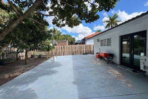 Villa ou maison à vendre à Miami, Floride: 3 chambres, 135.73 m2 № 1867557 - photo 27