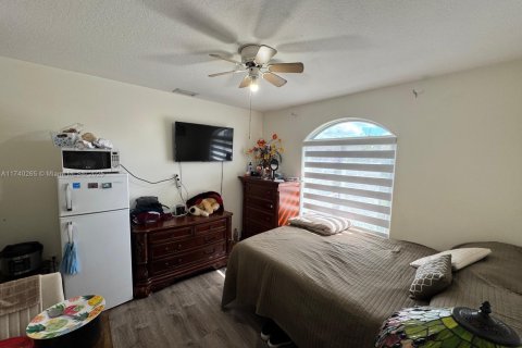 Villa ou maison à vendre à Miami, Floride: 3 chambres, 135.73 m2 № 1867557 - photo 21