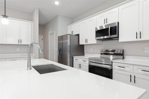 Villa ou maison à vendre à Dunnellon, Floride: 4 chambres, 174.01 m2 № 2405800 - photo 2