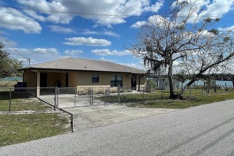 Casa en venta en Avon Park, Florida, 2 dormitorios, 90.86 m2 № 1083663 - foto 1