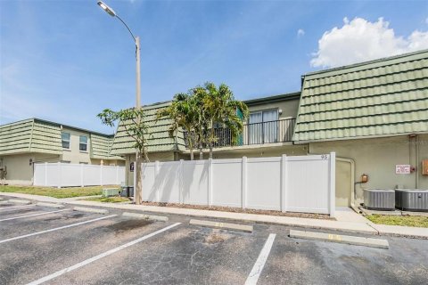 Condominio en alquiler en Clearwater, Florida, 1 dormitorio, 53.05 m2 № 1619065 - foto 29
