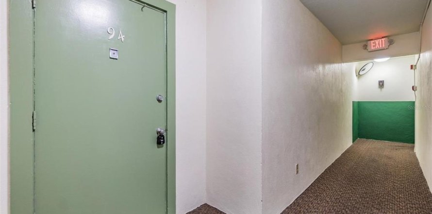 Condominio en Clearwater, Florida, 1 dormitorio № 1619065