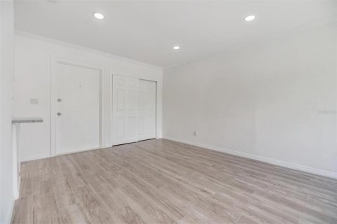 Condominio en alquiler en Clearwater, Florida, 1 dormitorio, 53.05 m2 № 1619065 - foto 20