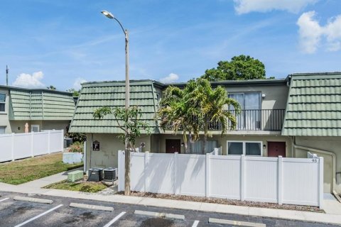 Condominio en alquiler en Clearwater, Florida, 1 dormitorio, 53.05 m2 № 1619065 - foto 28