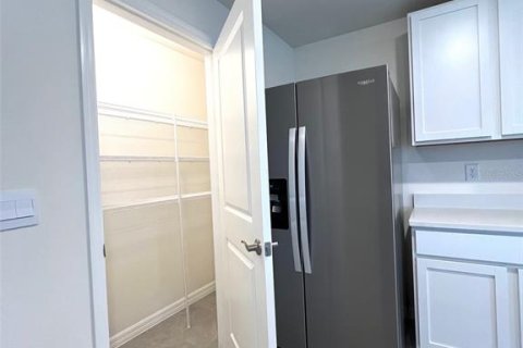 Casa en alquiler en Summerfield, Florida, 3 dormitorios, 155.33 m2 № 1849684 - foto 5