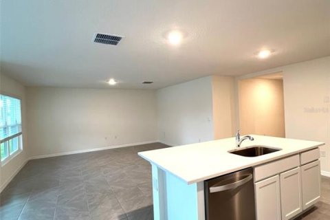 Casa en alquiler en Summerfield, Florida, 3 dormitorios, 155.33 m2 № 1849684 - foto 8