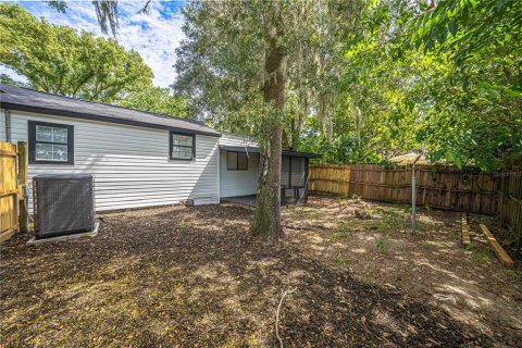 House in Leesburg, Florida 3 bedrooms, 96.25 sq.m. № 2400384 - photo 7