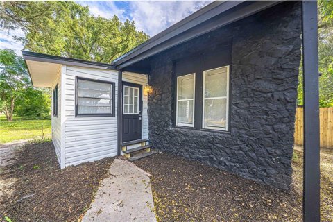 House in Leesburg, Florida 3 bedrooms, 96.25 sq.m. № 2400384 - photo 5