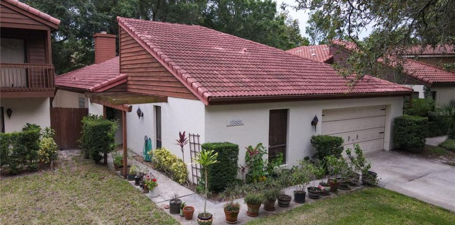 Casa en Winter Springs, Florida 3 dormitorios, 146.23 m2 № 1901016