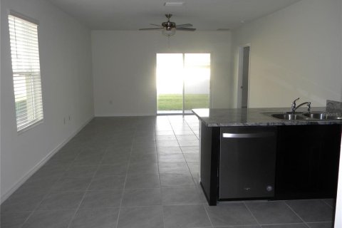 Villa ou maison à louer à Wesley Chapel, Floride: 3 chambres, 143.63 m2 № 2266271 - photo 18