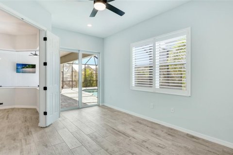 Casa en venta en Bradenton, Florida, 5 dormitorios, 264.96 m2 № 1849377 - foto 12