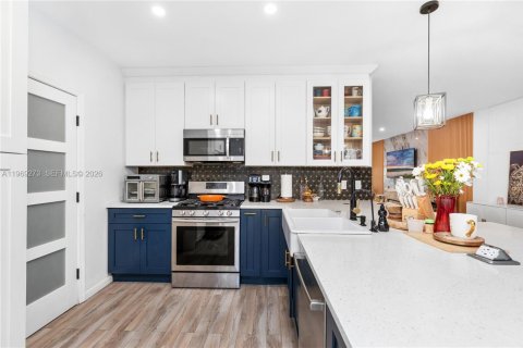 Купить таунхаус в Тамарак, Флорида 3 спальни, 151.15м2, № 2030171 - фото 11