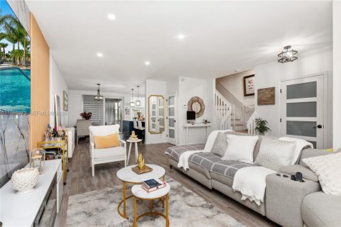 Купить таунхаус в Тамарак, Флорида 3 спальни, 151.15м2, № 2030171 - фото 6