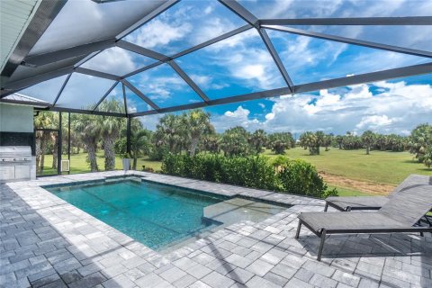 House in Punta Gorda, Florida 4 bedrooms, 207.92 sq.m. № 1919091 - photo 27