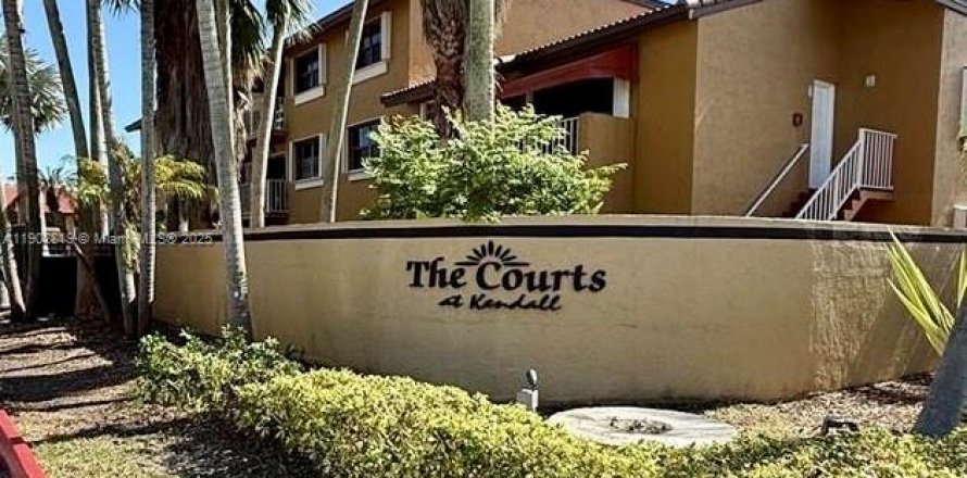 Condominio en Miami, Florida, 3 dormitorios  № 1954123