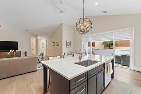 Townhouse in Jupiter, Florida 3 bedrooms, 283.07 sq.m. № 2392321 - photo 28