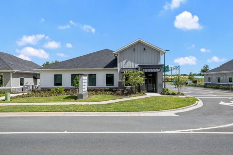 Commercial property in Winter Garden, Florida 222.97 sq.m. № 2197480 - photo 2