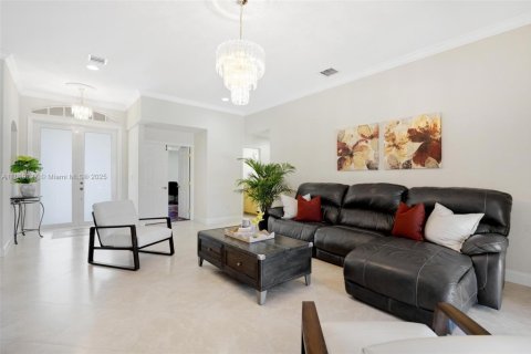 House in Southwest Ranches, Florida 7 bedrooms, 534.93 sq.m. № 1800648 - photo 10