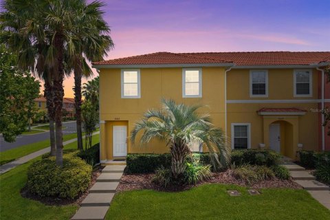 Townhouse in Kissimmee, Florida 3 bedrooms, 136.57 sq.m. № 1750646 - photo 1