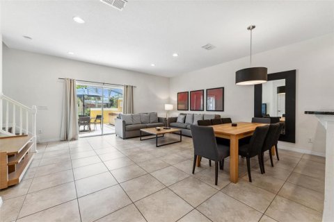 Townhouse in Kissimmee, Florida 3 bedrooms, 136.57 sq.m. № 1750646 - photo 7