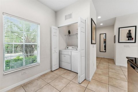 Townhouse in Kissimmee, Florida 3 bedrooms, 136.57 sq.m. № 1750646 - photo 16