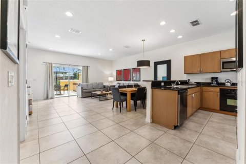 Townhouse in Kissimmee, Florida 3 bedrooms, 136.57 sq.m. № 1750646 - photo 6