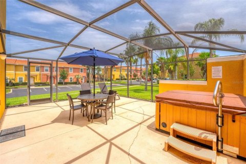 Townhouse in Kissimmee, Florida 3 bedrooms, 136.57 sq.m. № 1750646 - photo 5