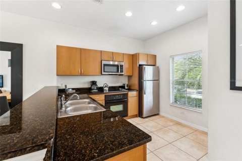 Townhouse in Kissimmee, Florida 3 bedrooms, 136.57 sq.m. № 1750646 - photo 12