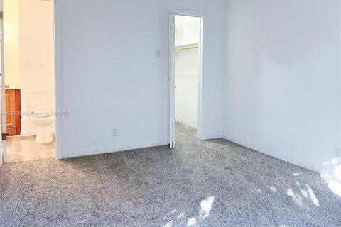 Apartamento en alquiler en Fort Lauderdale, Florida, 1 dormitorio, 55.74 m2 № 1951344 - foto 8