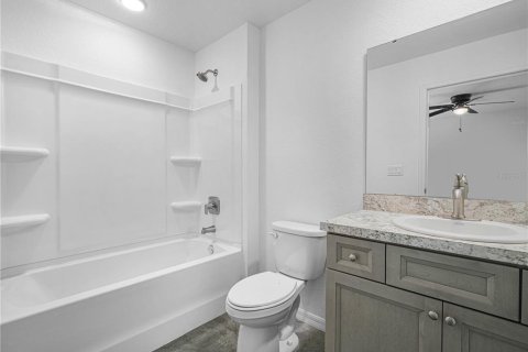 Villa ou maison à vendre à Auburndale, Floride: 3 chambres, 133.31 m2 № 2299387 - photo 15