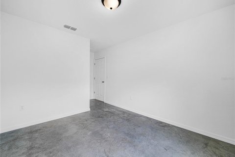 Villa ou maison à vendre à Auburndale, Floride: 3 chambres, 133.31 m2 № 2299387 - photo 14