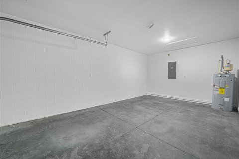 Villa ou maison à vendre à Auburndale, Floride: 3 chambres, 133.31 m2 № 2299387 - photo 16