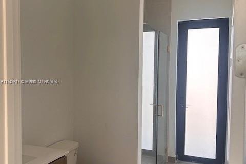 Casa en venta en Homestead, Florida, 5 dormitorios, 289.86 m2 № 1490815 - foto 25