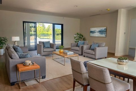 Casa en venta en Homestead, Florida, 5 dormitorios, 289.86 m2 № 1490815 - foto 13