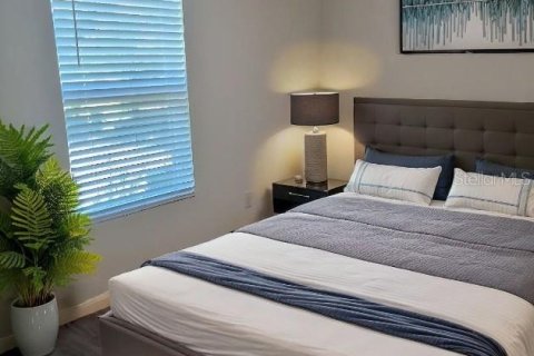 Immobilier commercial à vendre à Punta Gorda, Floride: 6 chambres, 240.8 m2 № 2231184 - photo 9