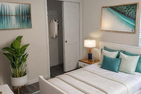 Immobilier commercial à vendre à Punta Gorda, Floride: 6 chambres, 240.8 m2 № 2231184 - photo 5