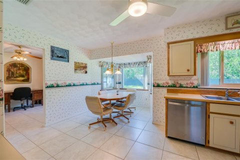 House in Port Orange, Florida 2 bedrooms, 136.29 sq.m. № 1561799 - photo 7
