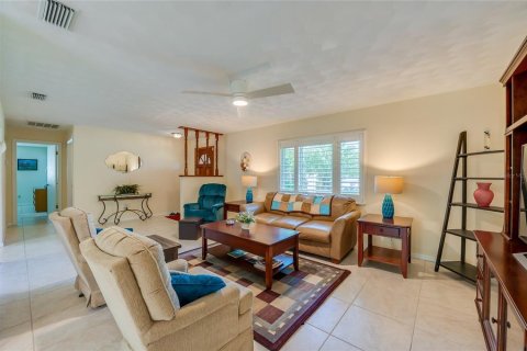 House in Port Orange, Florida 2 bedrooms, 136.29 sq.m. № 1561799 - photo 6