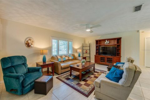 House in Port Orange, Florida 2 bedrooms, 136.29 sq.m. № 1561799 - photo 5