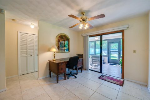 House in Port Orange, Florida 2 bedrooms, 136.29 sq.m. № 1561799 - photo 12