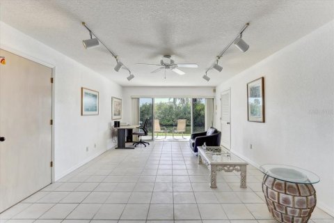 Touwnhouse à vendre à Saint Petersburg, Floride: 2 chambres, 201.41 m2 № 1909882 - photo 29