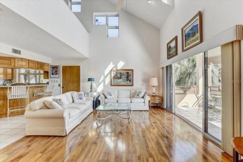 Touwnhouse à vendre à Saint Petersburg, Floride: 2 chambres, 201.41 m2 № 1909882 - photo 9