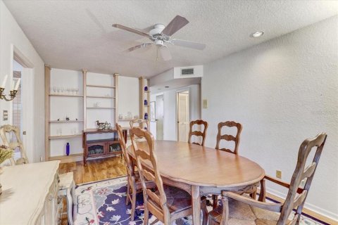Touwnhouse à vendre à Saint Petersburg, Floride: 2 chambres, 201.41 m2 № 1909882 - photo 14